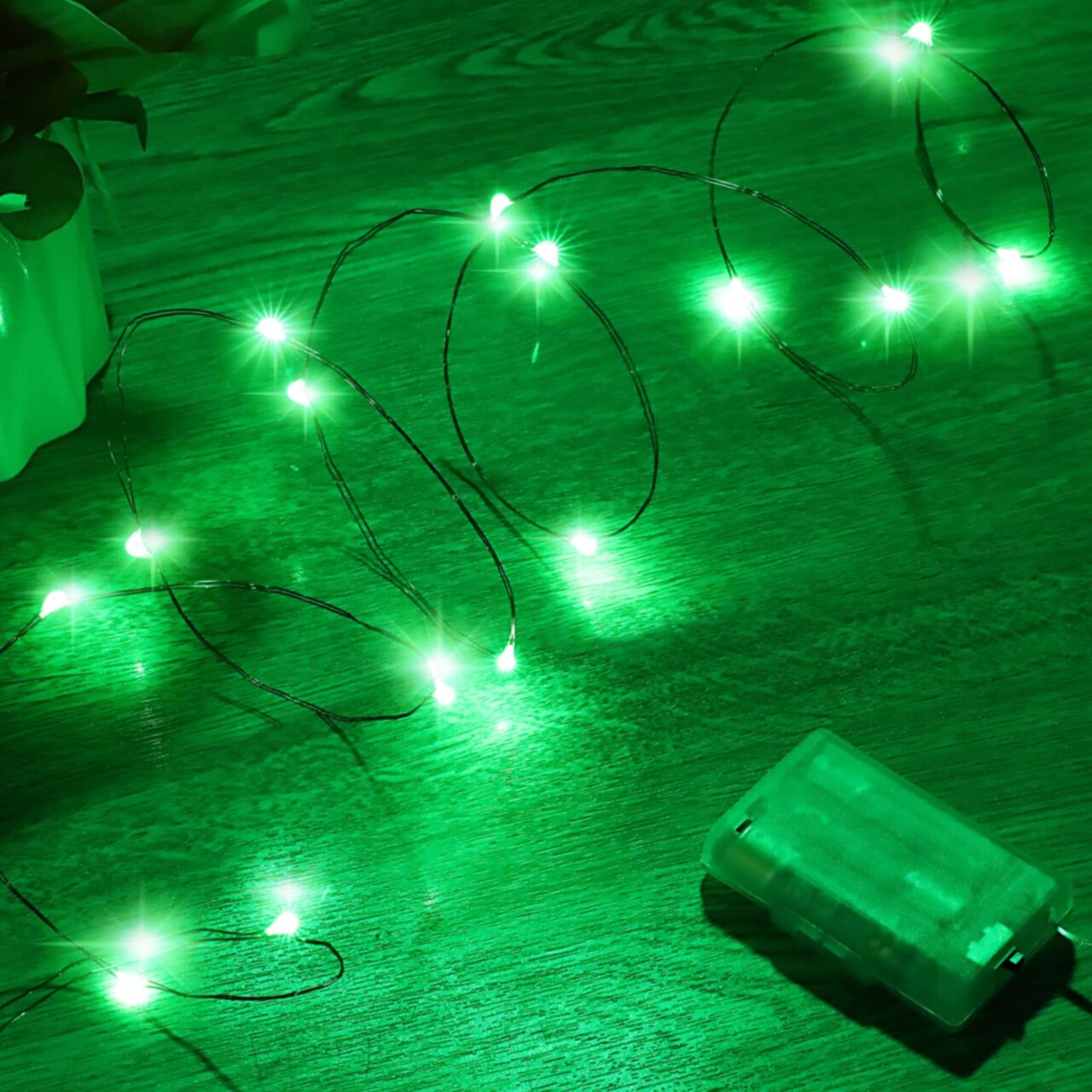 Ariceleo Mini St. Patrick's Day Fairy Lights Battery Operate, 1 Pack Copper Wire 3*AAA Battery Powered Led Starry Fairy String Lights for Bedroom, Christmas, Party, Wedding, Decoration(5m/16ft Green)